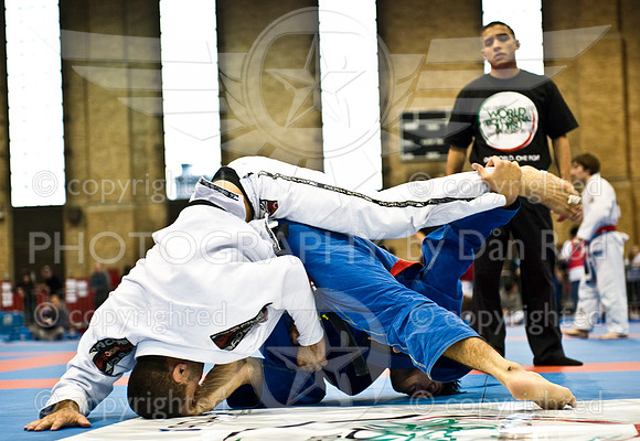 20110205LCA_4555